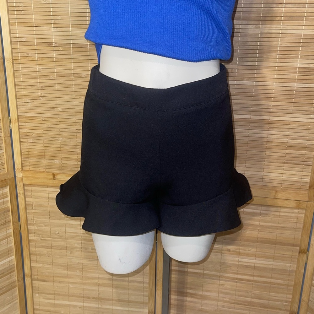 Zara Mini Shorts Black Ruffle Scalloped Hem Women’s Size XS